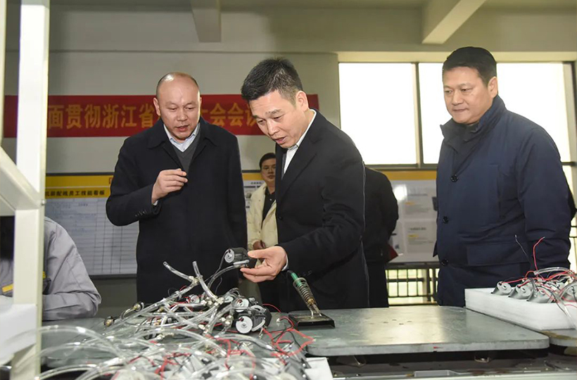 玉環(huán)市委副書(shū)記、市長(zhǎng)杜年勝及相關(guān)部門(mén)領(lǐng)導(dǎo)蒞臨塔羅斯考察指導(dǎo)